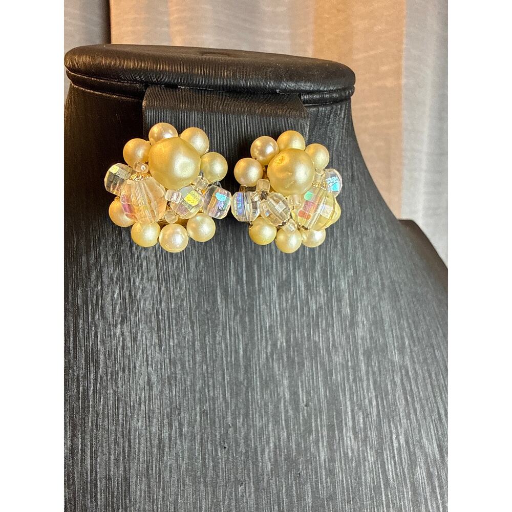 Vintage Pearl and Crystal Beaded Clipon Earrings